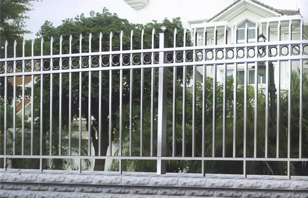 不锈钢护栏一般多少钱一米,阳台不锈钢304护栏价格