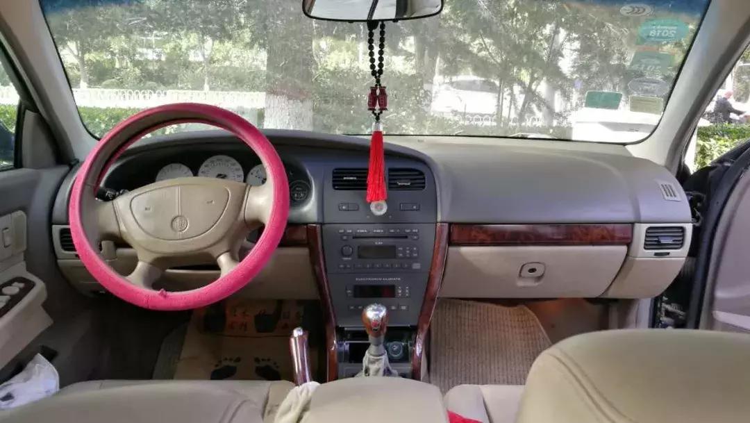 开了十年的君威要不要卖,开了两万公里的君威还能卖多少钱