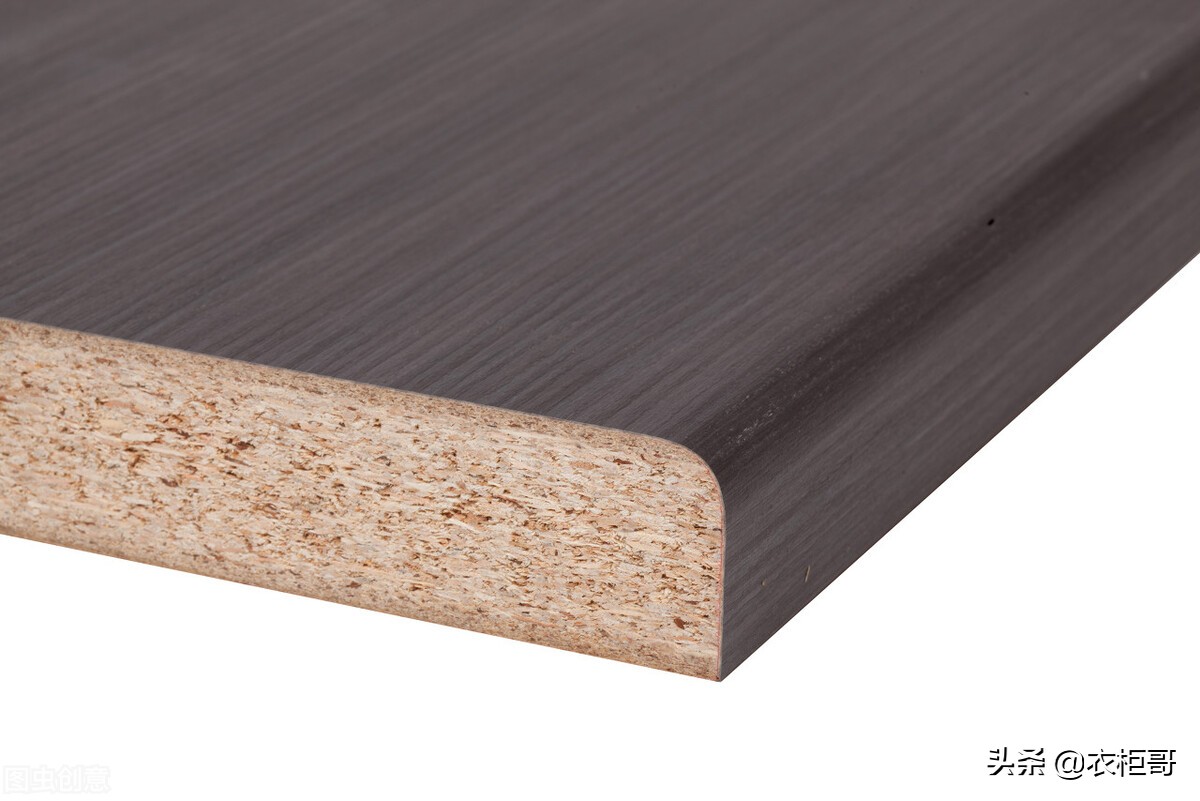 全屋定制衣柜进口板,全屋定制衣柜板材品牌推荐
