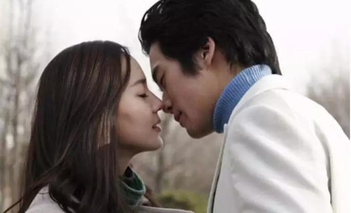 接吻时女生要掌握3个技巧,怎么接吻才能让女生对你刮目相看