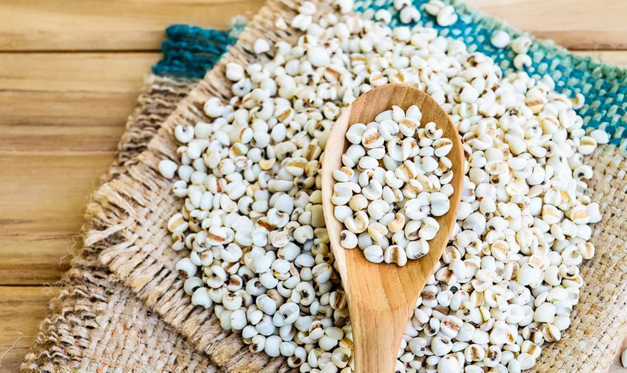 湿气重的人服用滋补药,湿气重有哪六种食物少吃