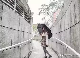 冬天的穿搭怎么能少得了千鸟格,冬天穿搭怎么能少得了大衣