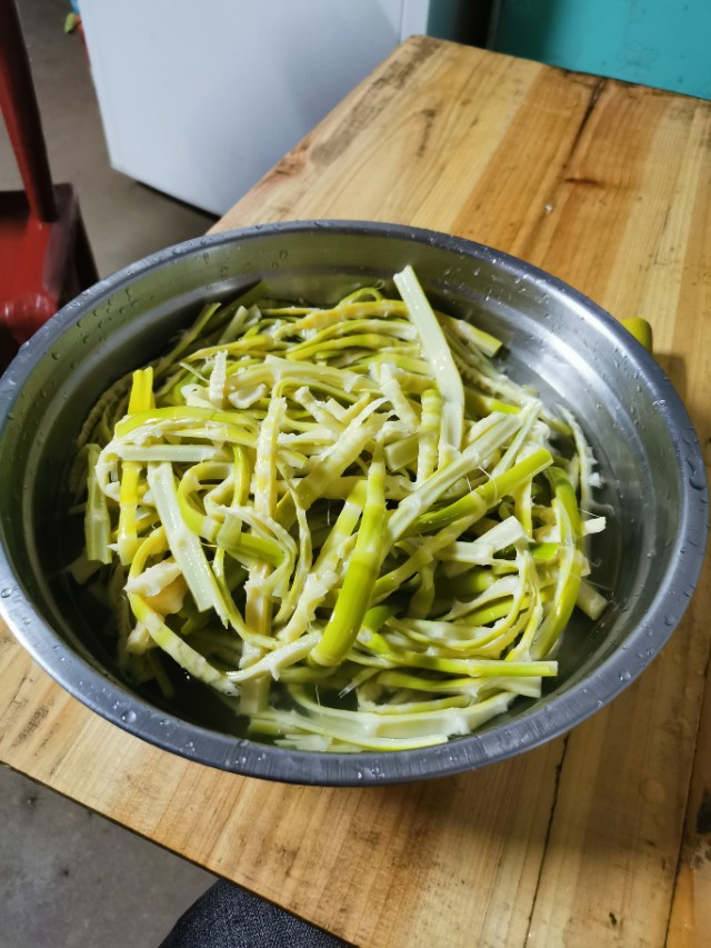 煮过的竹笋怎样在冰箱里长期保存,竹笋拔了怎么保存