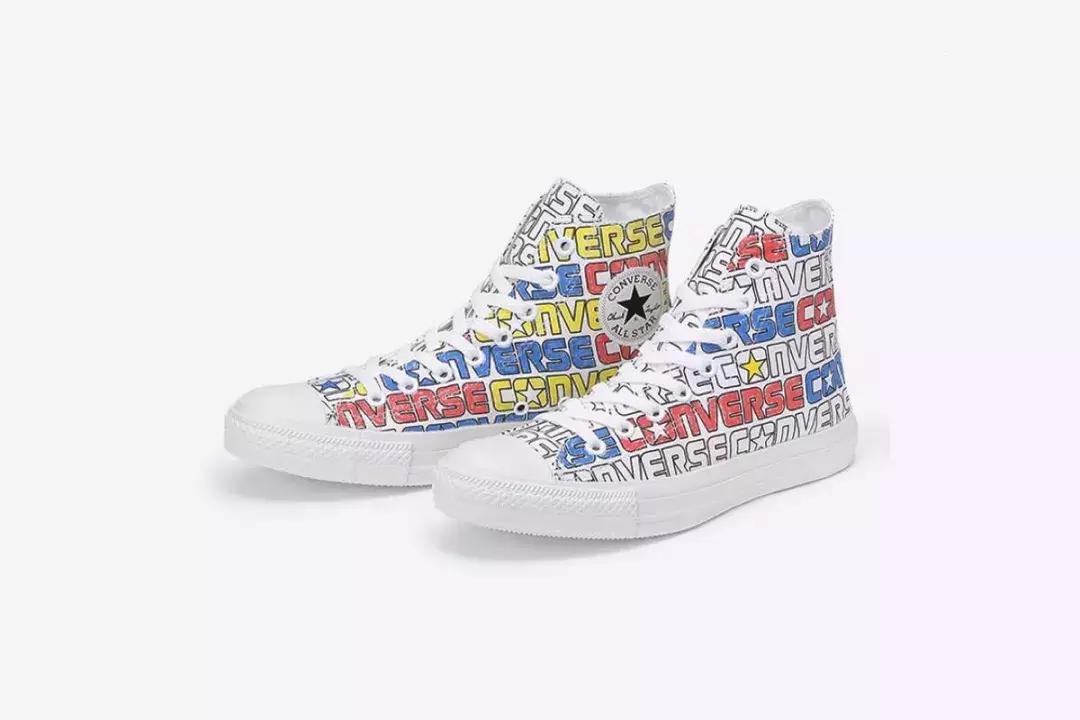 匡威米奇联名的一双鞋,匡威和米奇联名