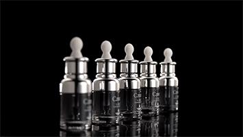 那些学化妆的女孩子后来怎么样了,学医美的女生怎么样