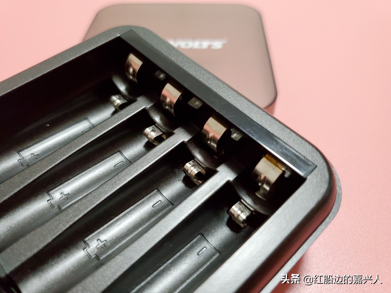 南孚tenavolts充电器使用说明,南孚tenavolts锂电池多久不用充一次电