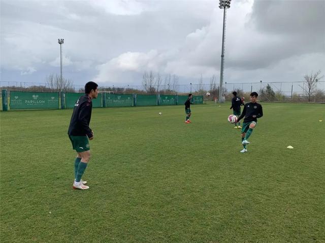 绿城足球试训,绿城足球亚冠