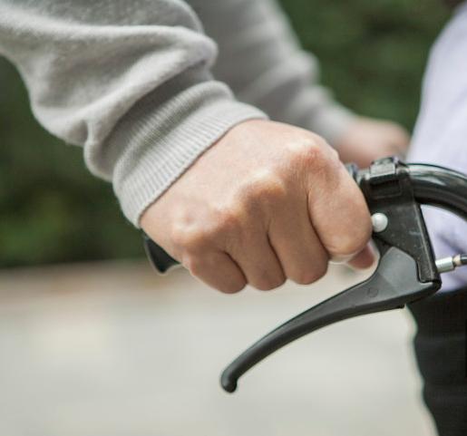 脊髓损伤肌张力高的康复操完整版,脊髓损伤大小便失禁者的康复方法