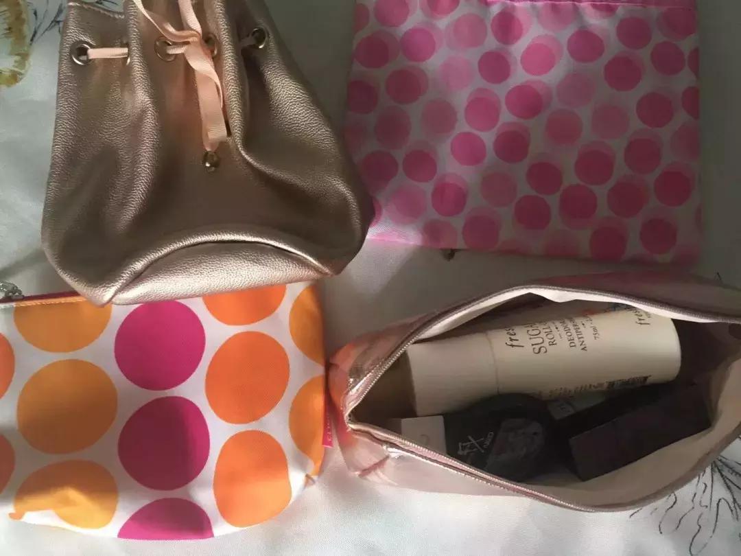 到底是什么神仙眼影盘，能让戚薇用到铁皮