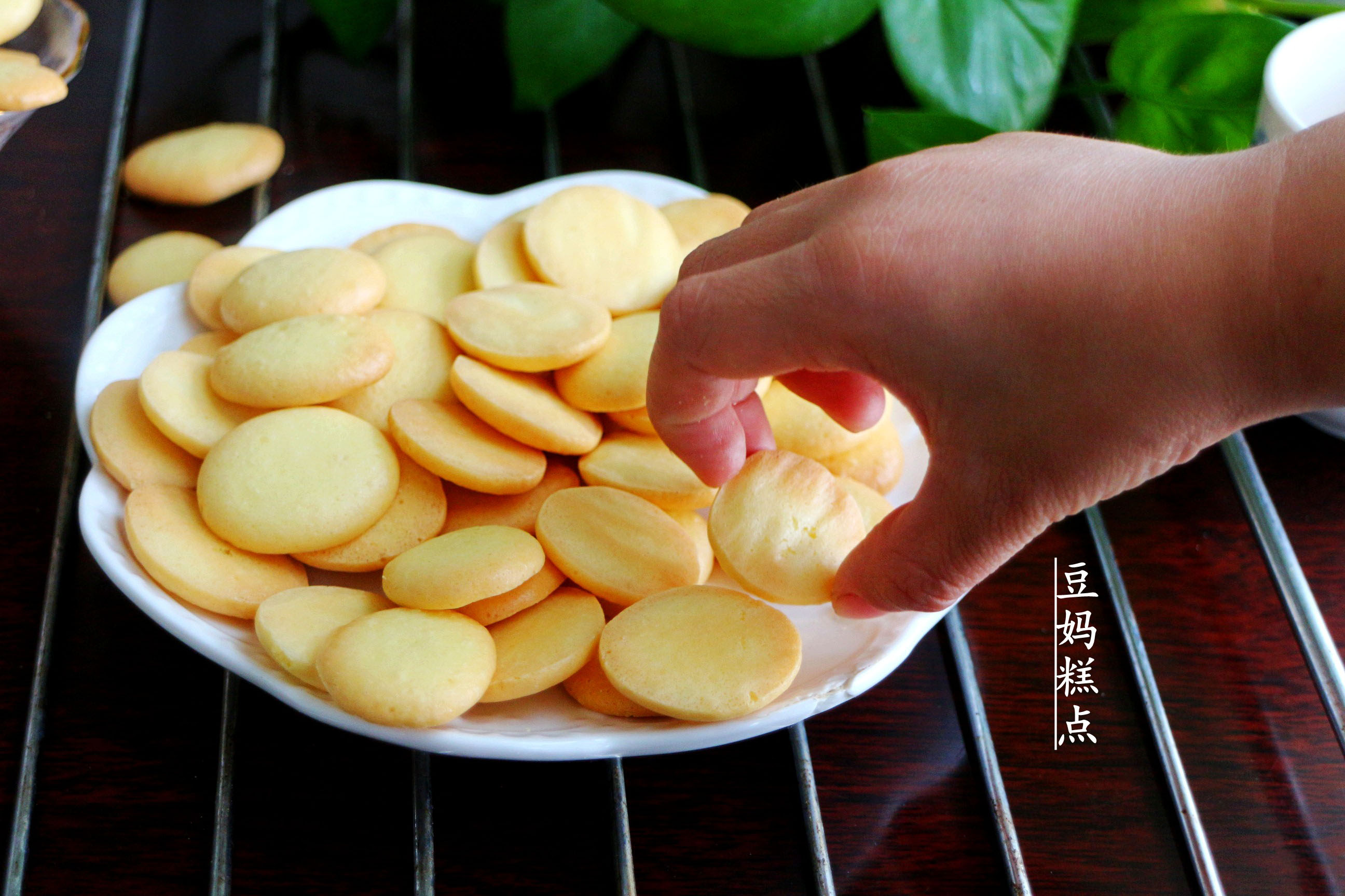 不用油怎么做蛋最好吃,不用油做鸡超级好吃