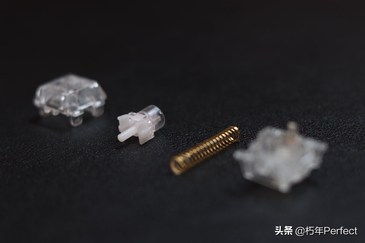 吉利鸭樱桃机械键盘,吉利鸭duckyone2mini机械键盘