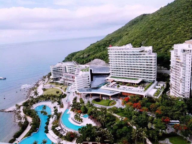 带孩子去三亚泡酒店首选之地,三亚阿罗哈酒店附近美食