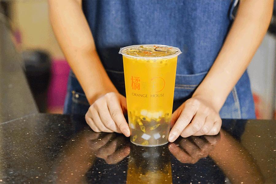 广州超人气果茶来啦!小丑免费请你喝!