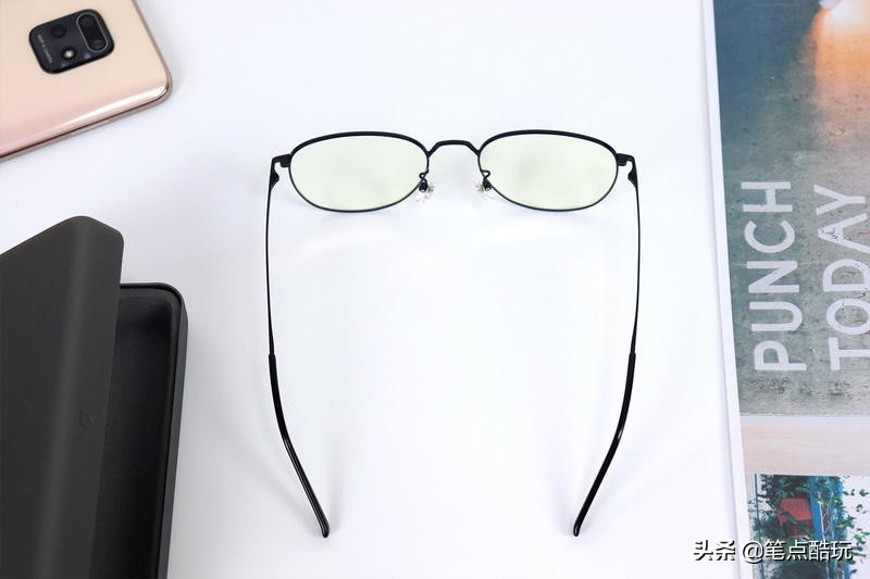 小米199防蓝光眼镜钛轻盈评测,小米蓝光眼镜钛轻盈