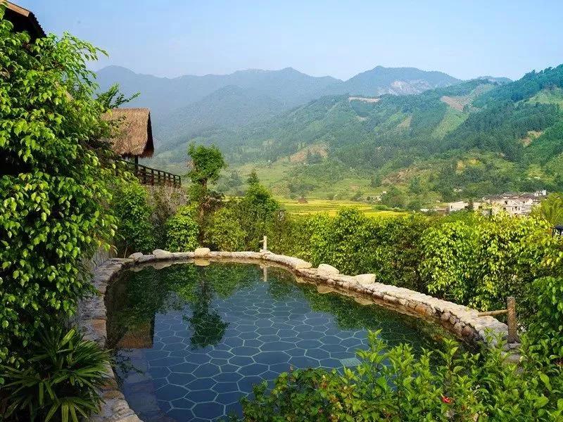 热水温泉度假村内泡温泉,中古温泉高海拔泡温泉