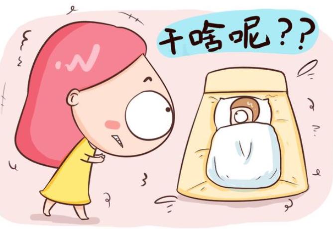 4岁女童喜欢夹着手睡,四岁女儿睡觉夹脚