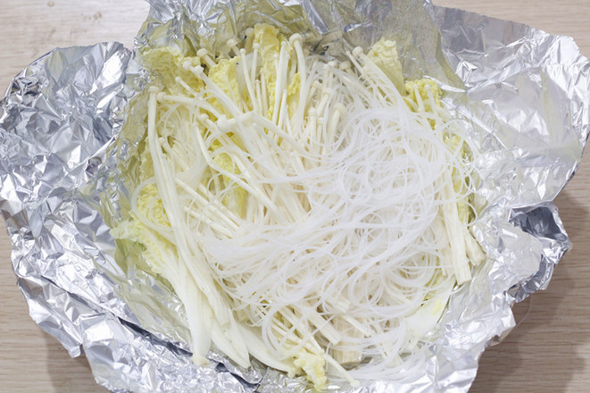 最简单的锡纸花甲粉家庭做法,锡纸花甲粉快捷做法