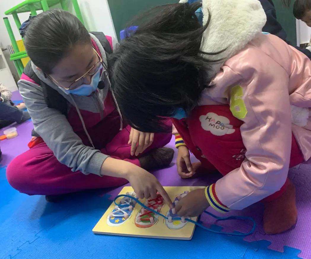 9岁女孩脑炎,重症脑炎后遗症儿童