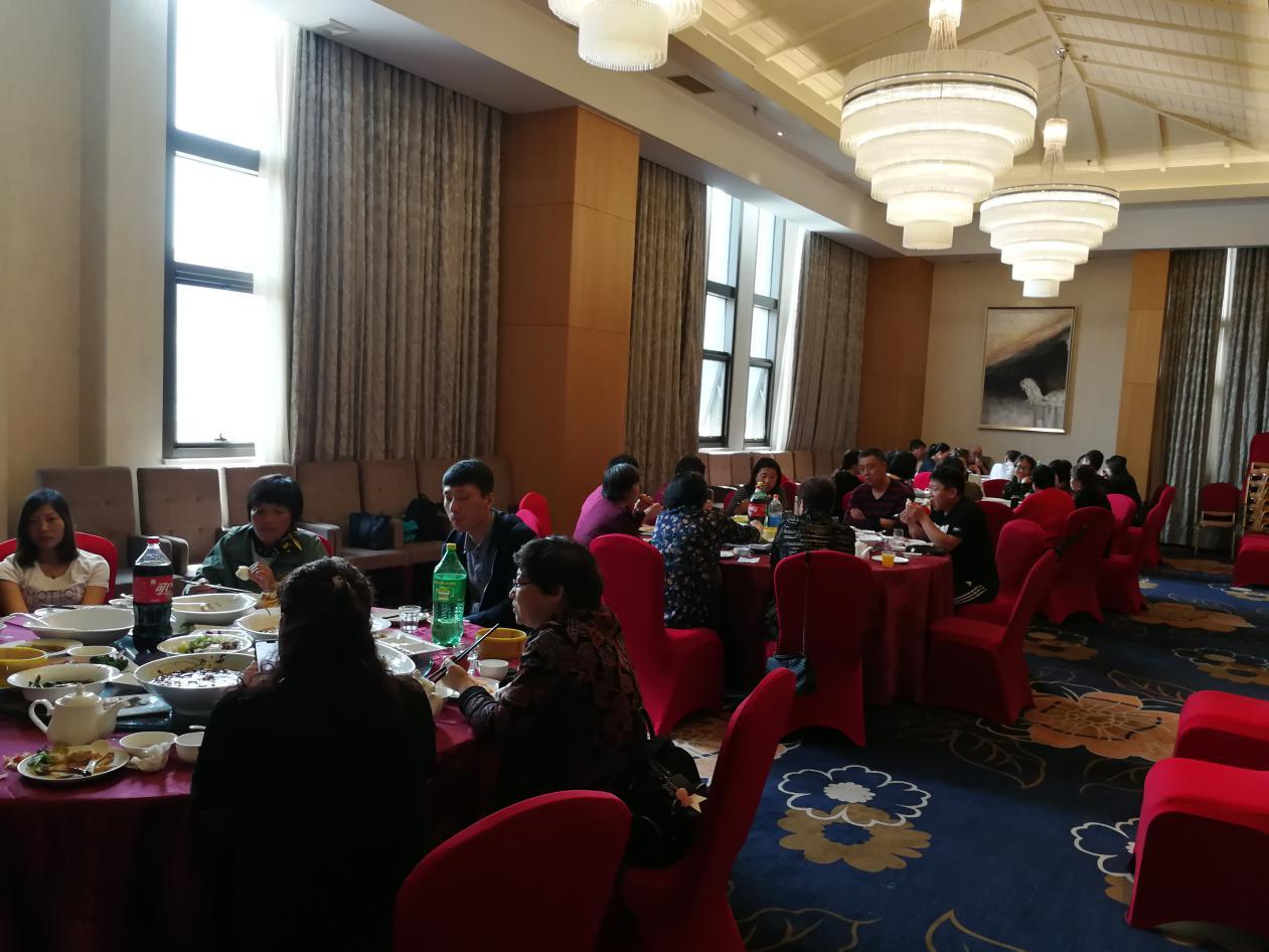 牛驼建国温泉酒店门票多少钱,牛驼建国温泉酒店概况及价格