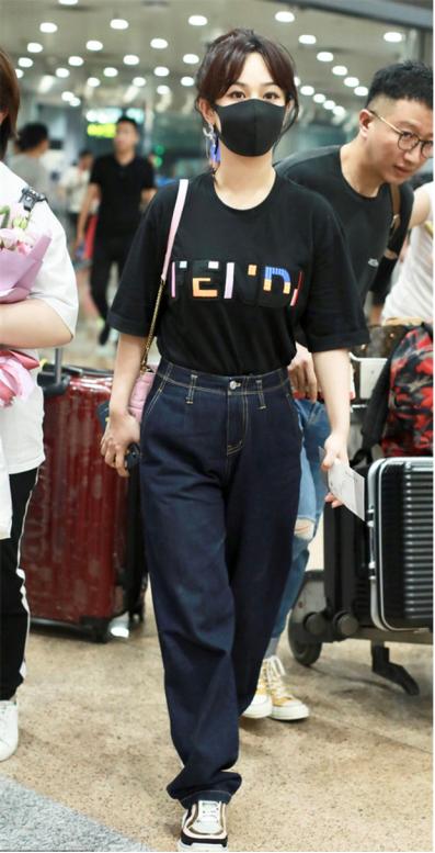 杨紫最新造型同款穿搭,杨紫最近的穿搭还真是进步神速