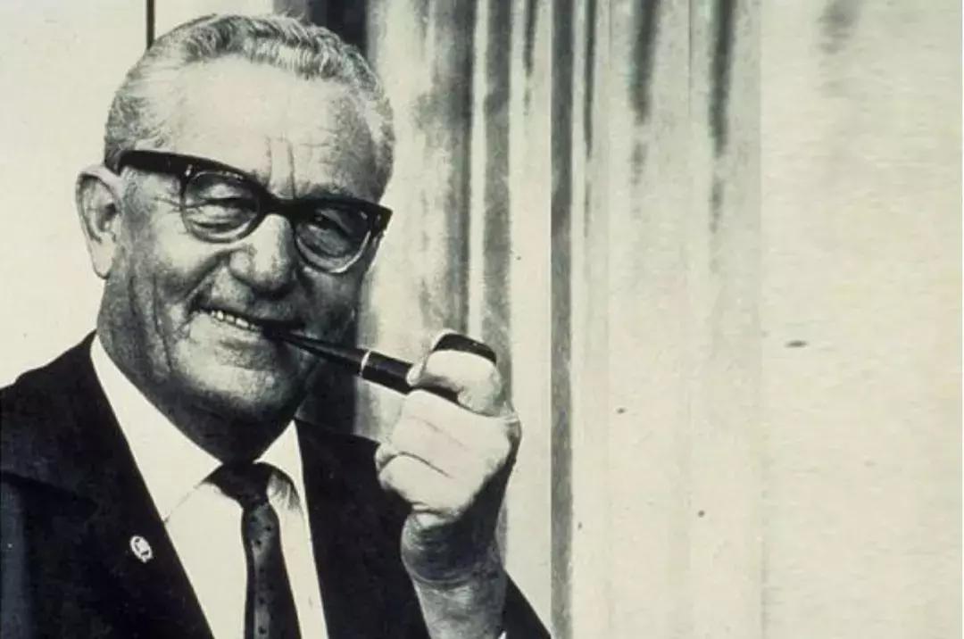 adidas新总部大楼,adidas总部大楼