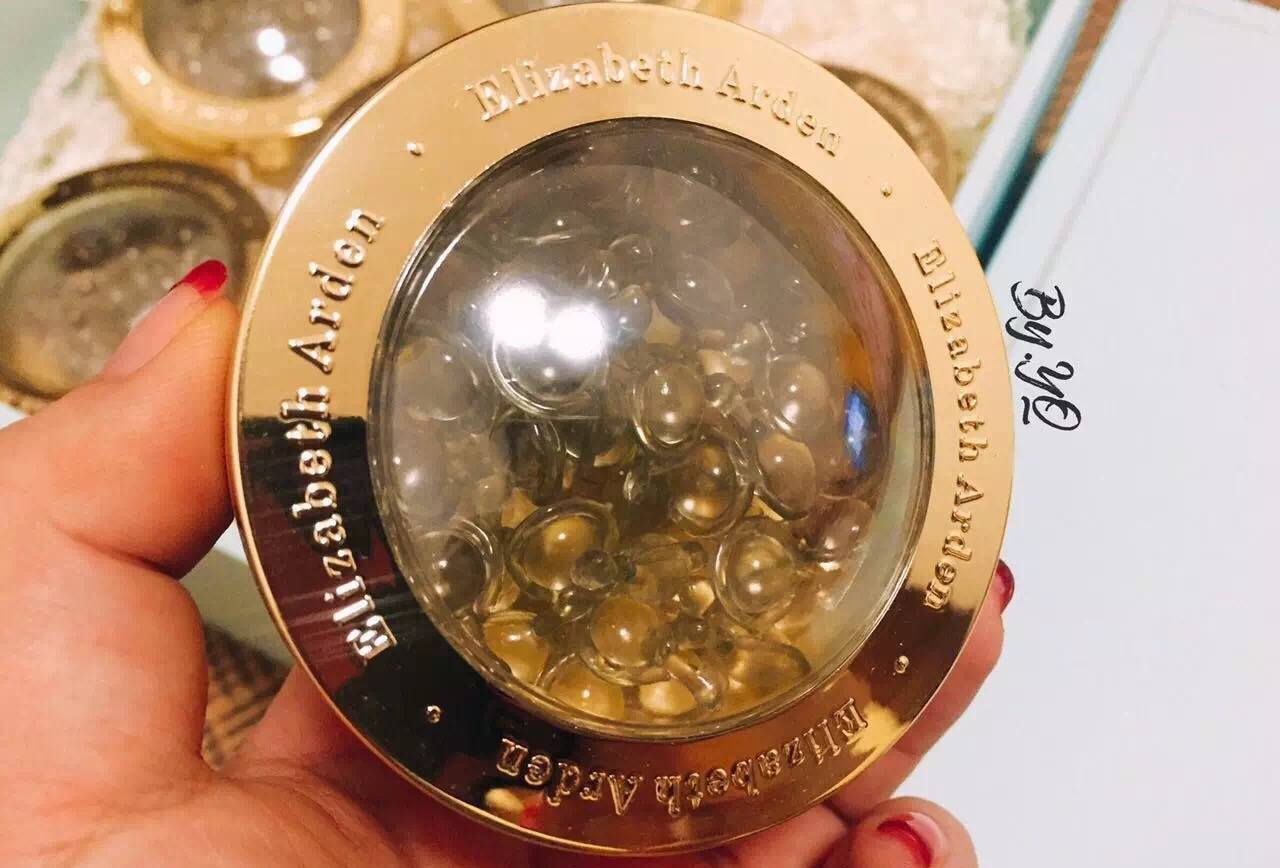 用了5年都不愿换的眼精华！让你的眼霜效果加成！延缓衰老不是梦