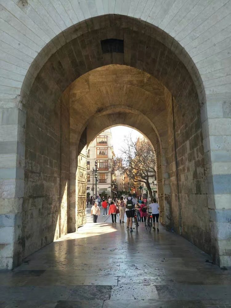 葡萄牙和西班牙哪个值得旅游,西班牙和葡萄牙旅游区别