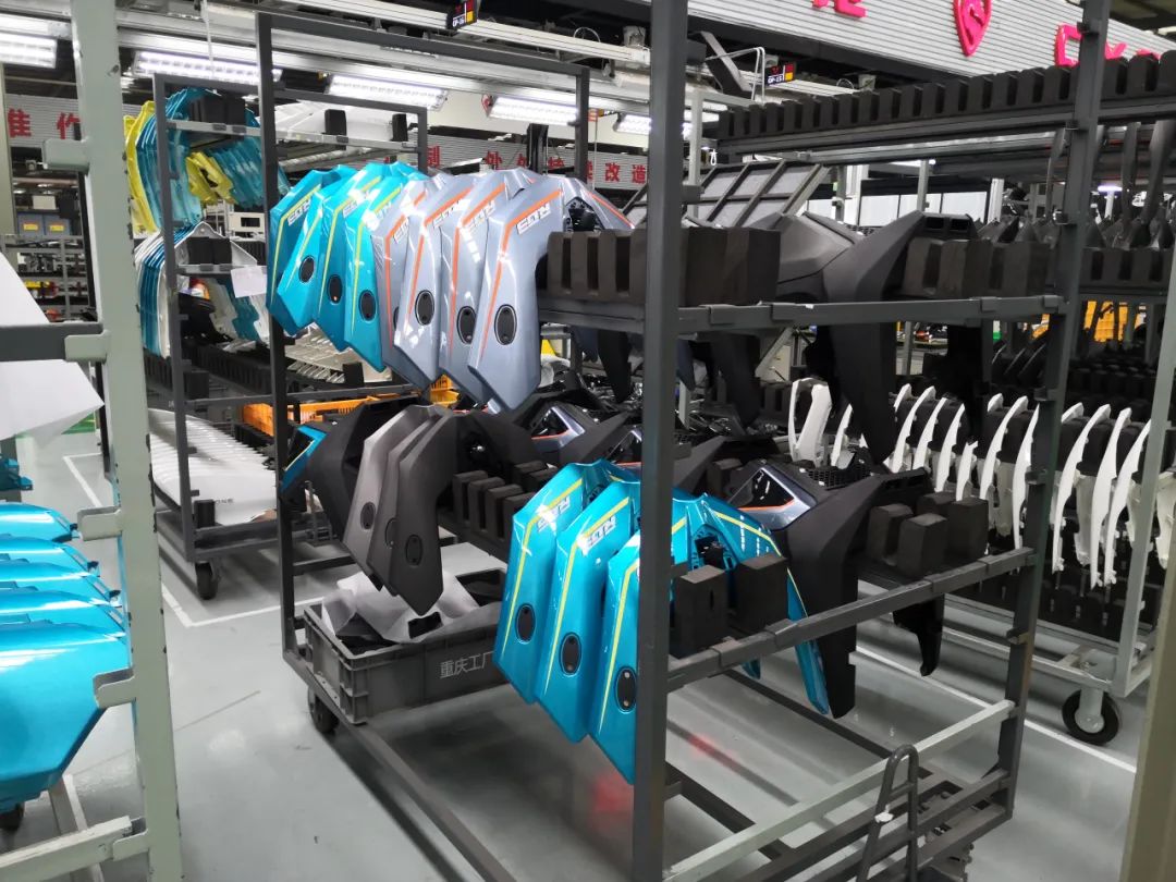 本田cb400f与cb400x哪个骑着舒服,本田cb400f和cb400x骑行感受