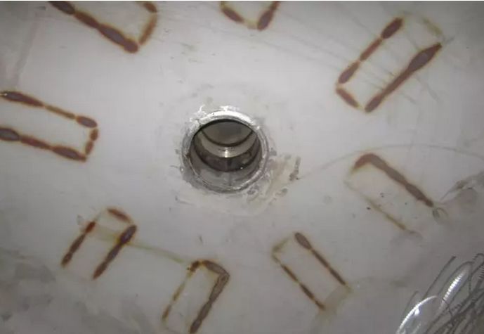 精馏塔底部,精馏塔都有什么