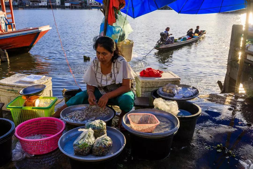 泰国旅游古城,洛坤旅游攻略