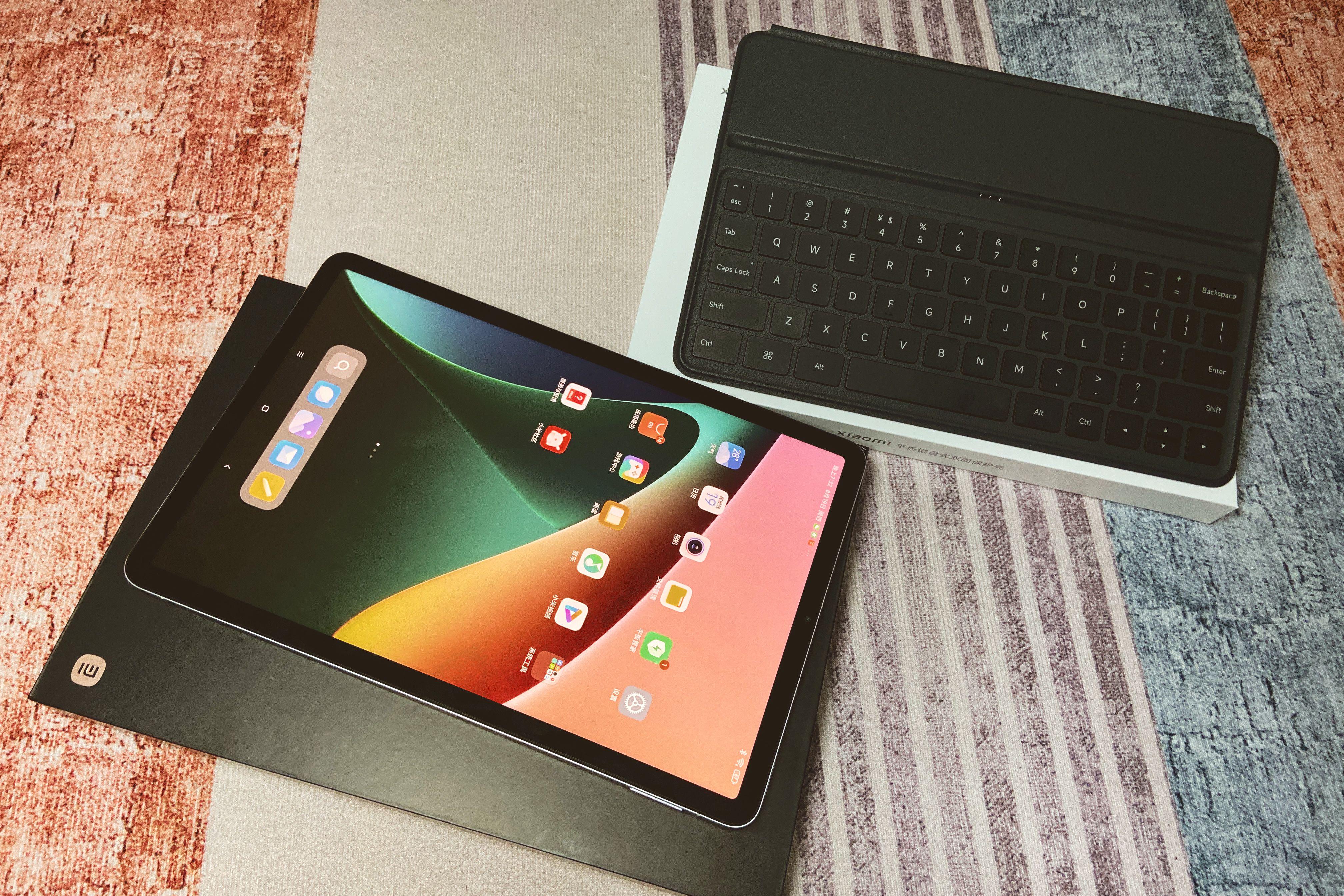 小米平板55g版对比小米平板5pro,新发布的小米平板5pro配置