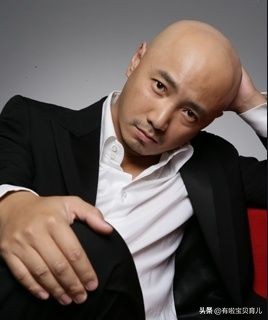 宝宝头发问题,宝宝头发少头发黄怎么办