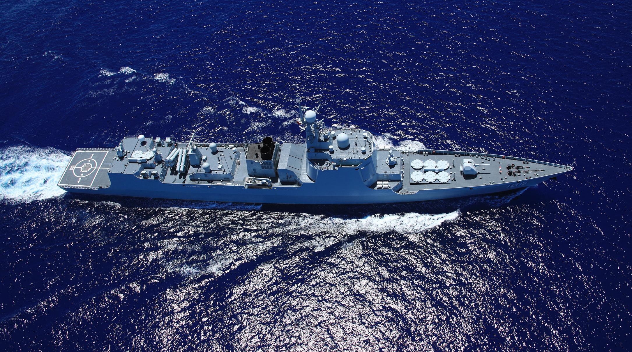 强兵胜战——记海军“长春”舰舰长胡杰和“长春”舰