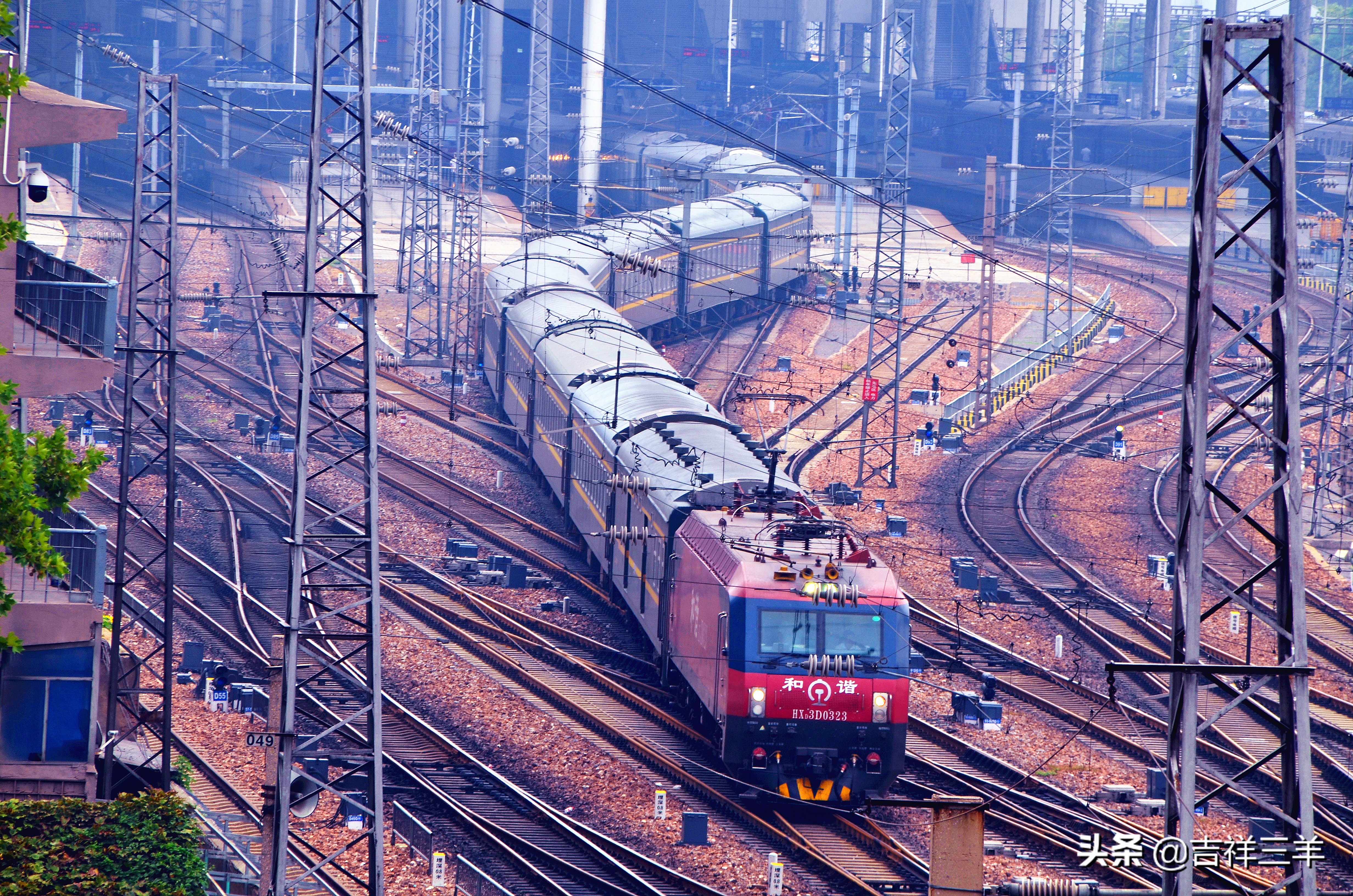 铁路相关部门有哪些,铁路有哪两个部门