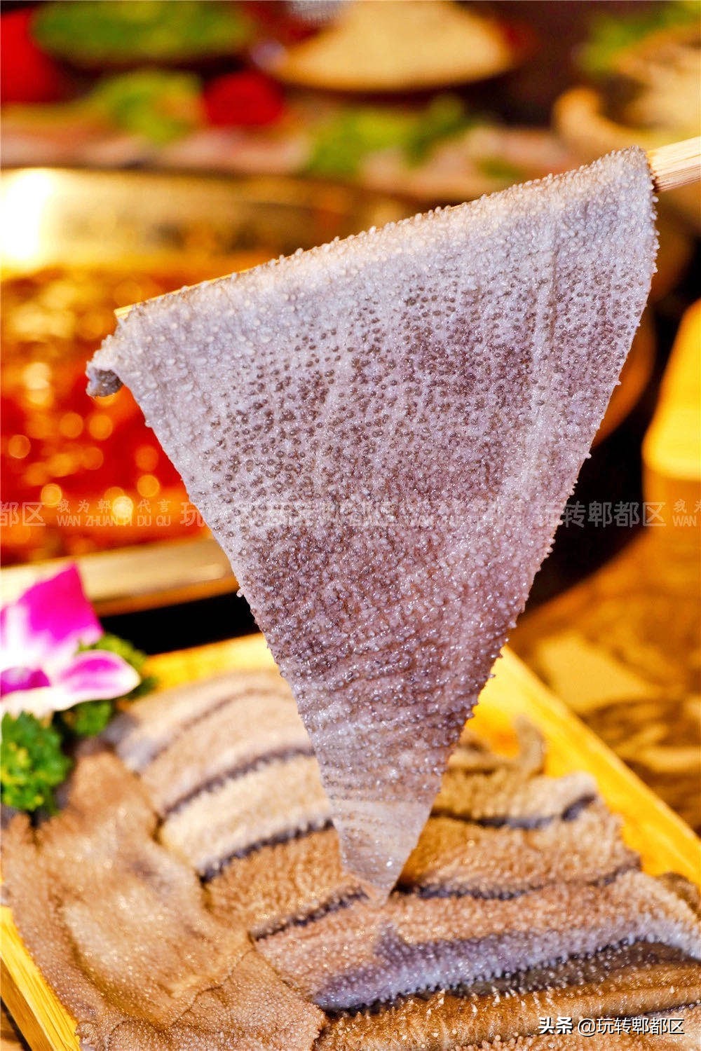 重庆来的集市火锅，就在郫都区蜀都万达！！吃相因去喽