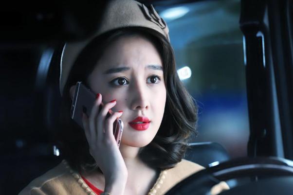 赵奕欢被誉为史上最美校花,早期校花赵奕欢