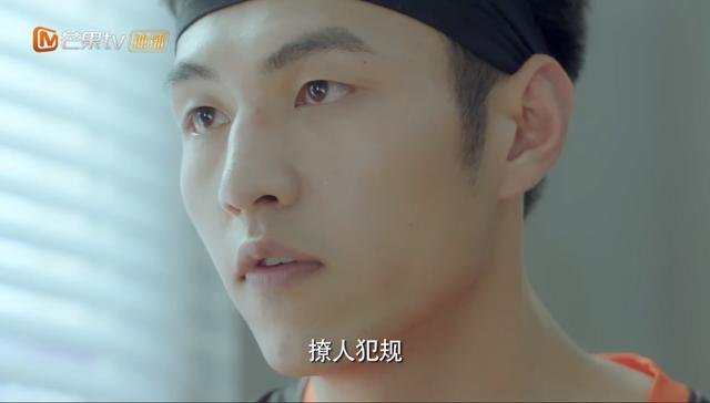 华谊兄弟推荐|《出线了，初恋》 看杨业明的反差萌“足球大佬”