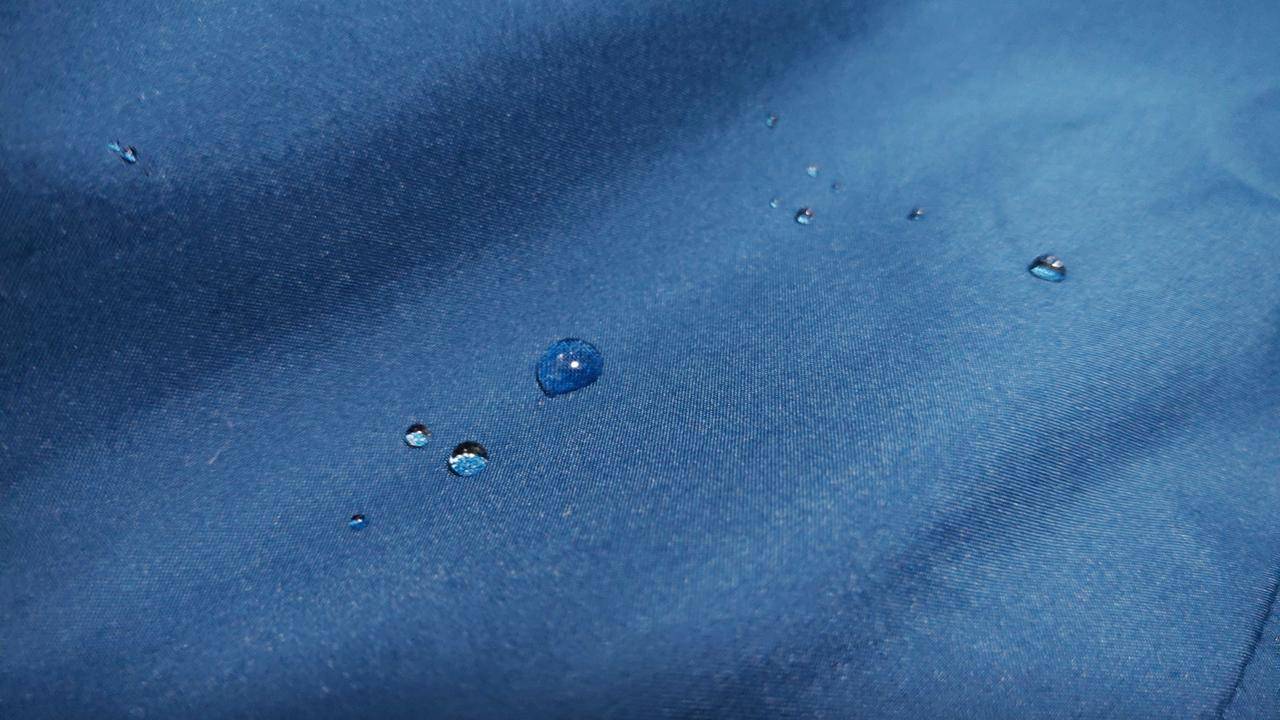 软壳冲锋衣能用洗衣机洗吗,冲锋衣洗衣机洗会不会洗坏了