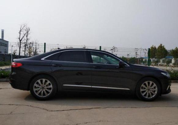 2019款福特金牛座,配置丰富满足日常需求福特金牛座