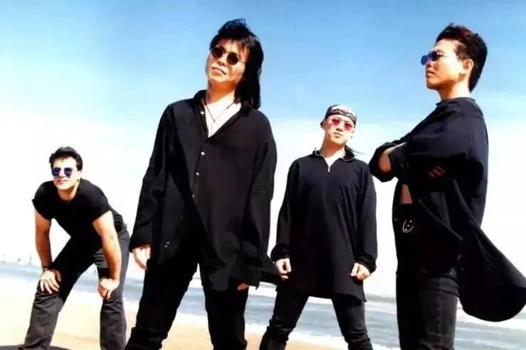 伍佰lastdance12年演唱会,伍佰lastdancegif