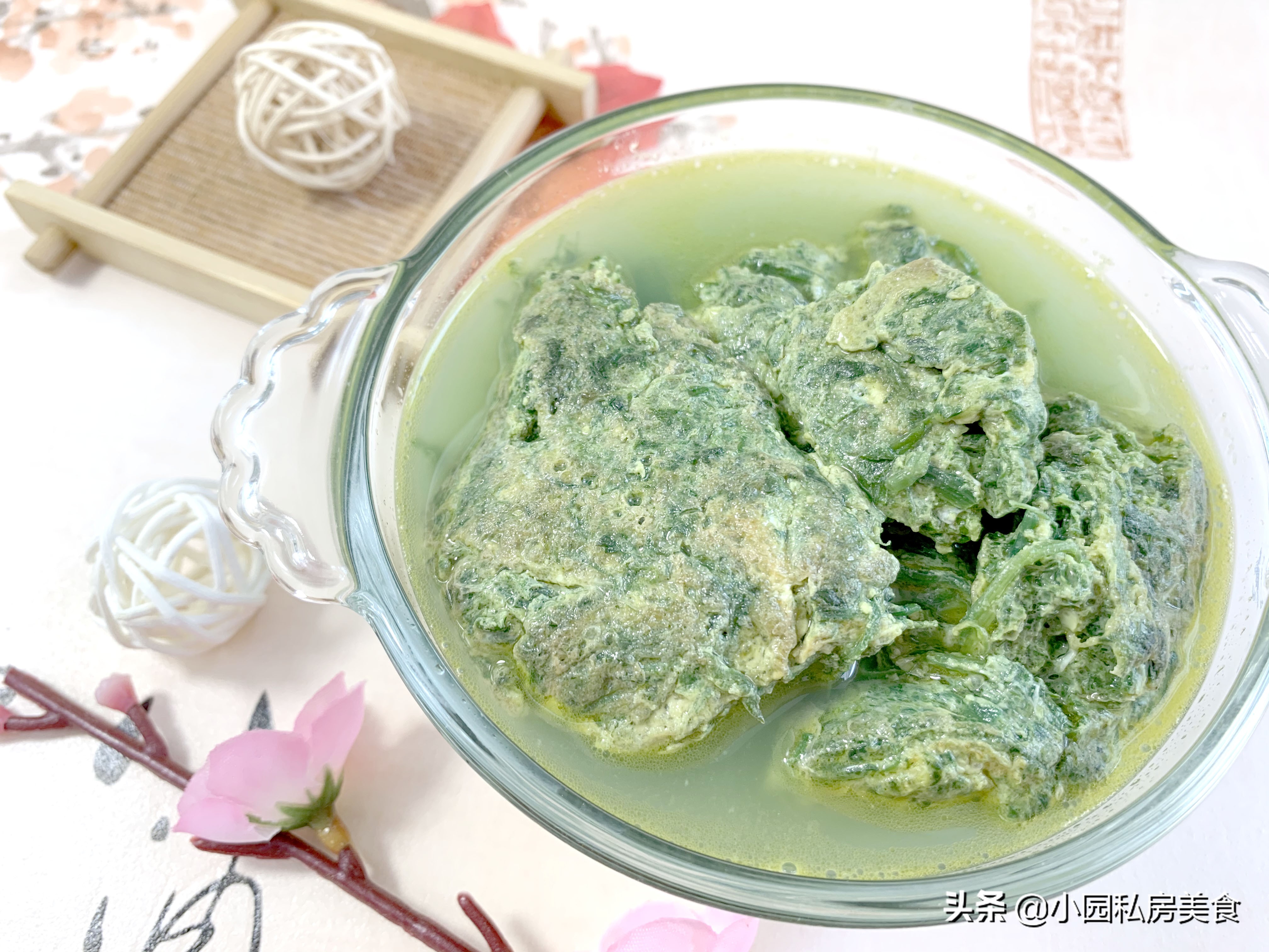 艾草鸡蛋汤，春天的美味，清香美味又营养，爱美的女人不可错过