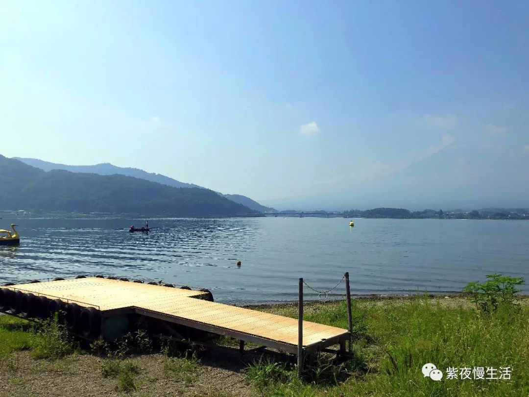 未见富士,幸运依在-秀峰阁湖月