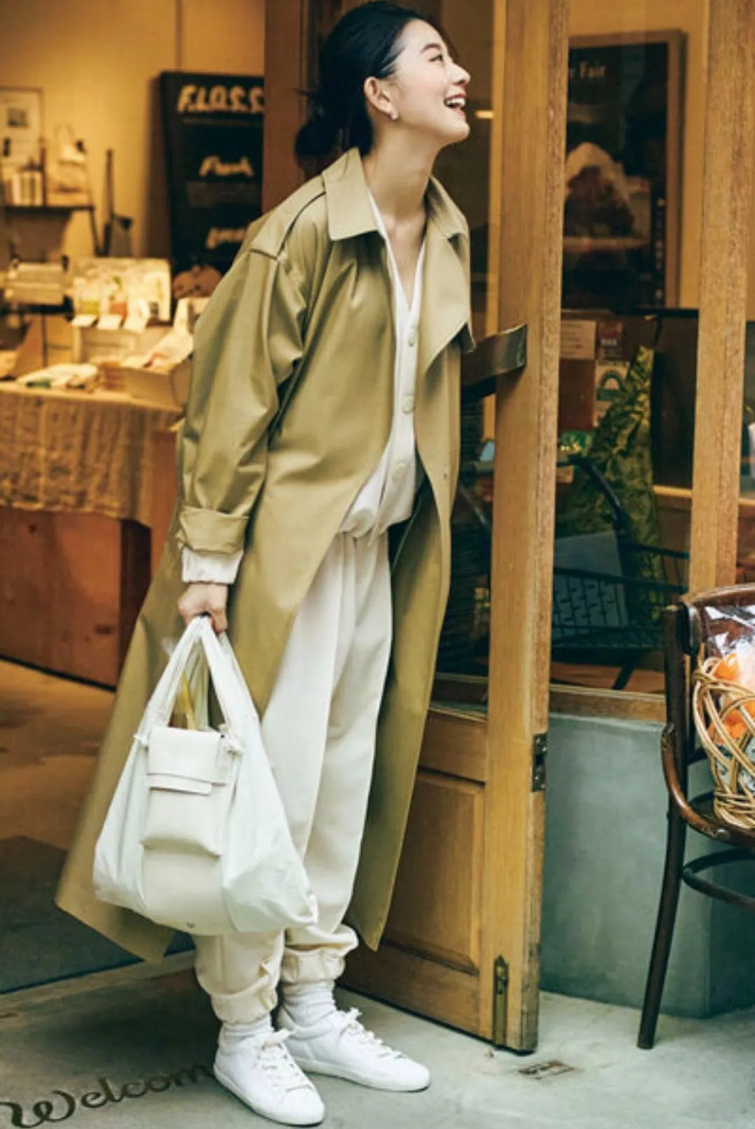 谁说只有年轻人可以穿运动裤，这些新搭法，30~50岁都能穿