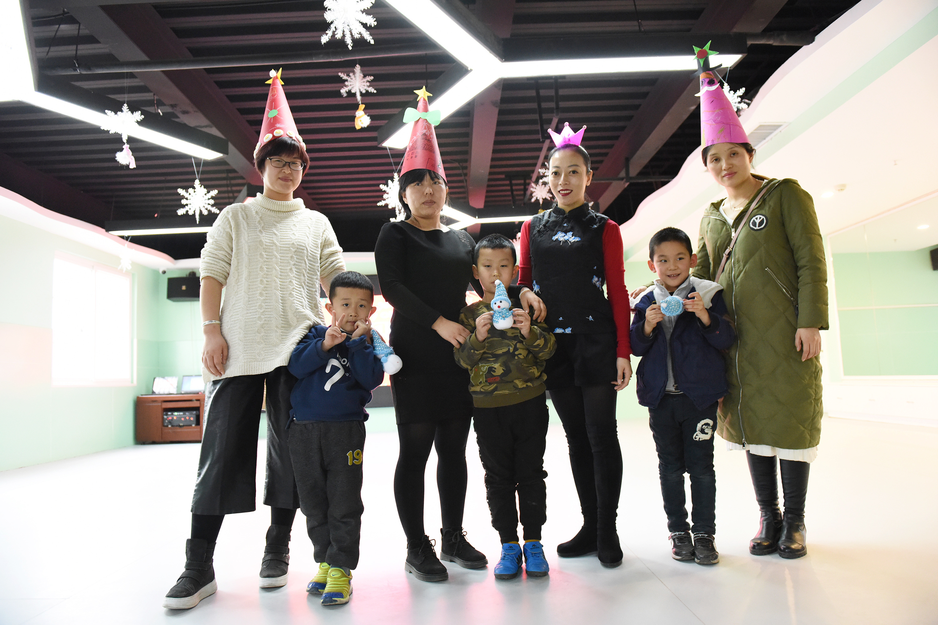 丰富多彩别开生面喜迎圣诞——贝贝亲子四周年粉丝节庆典活动记