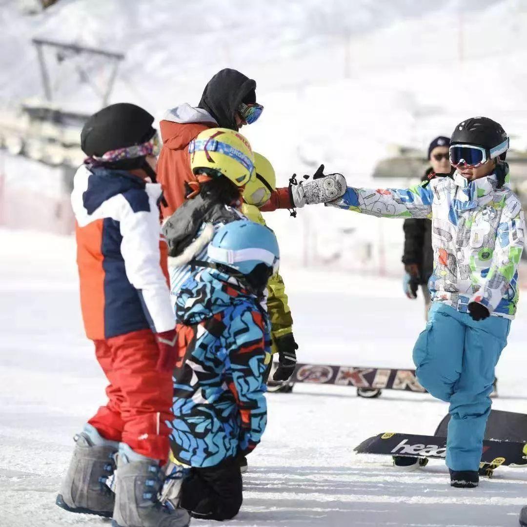 滑雪带小孩玩的场地,带娃滑雪推荐