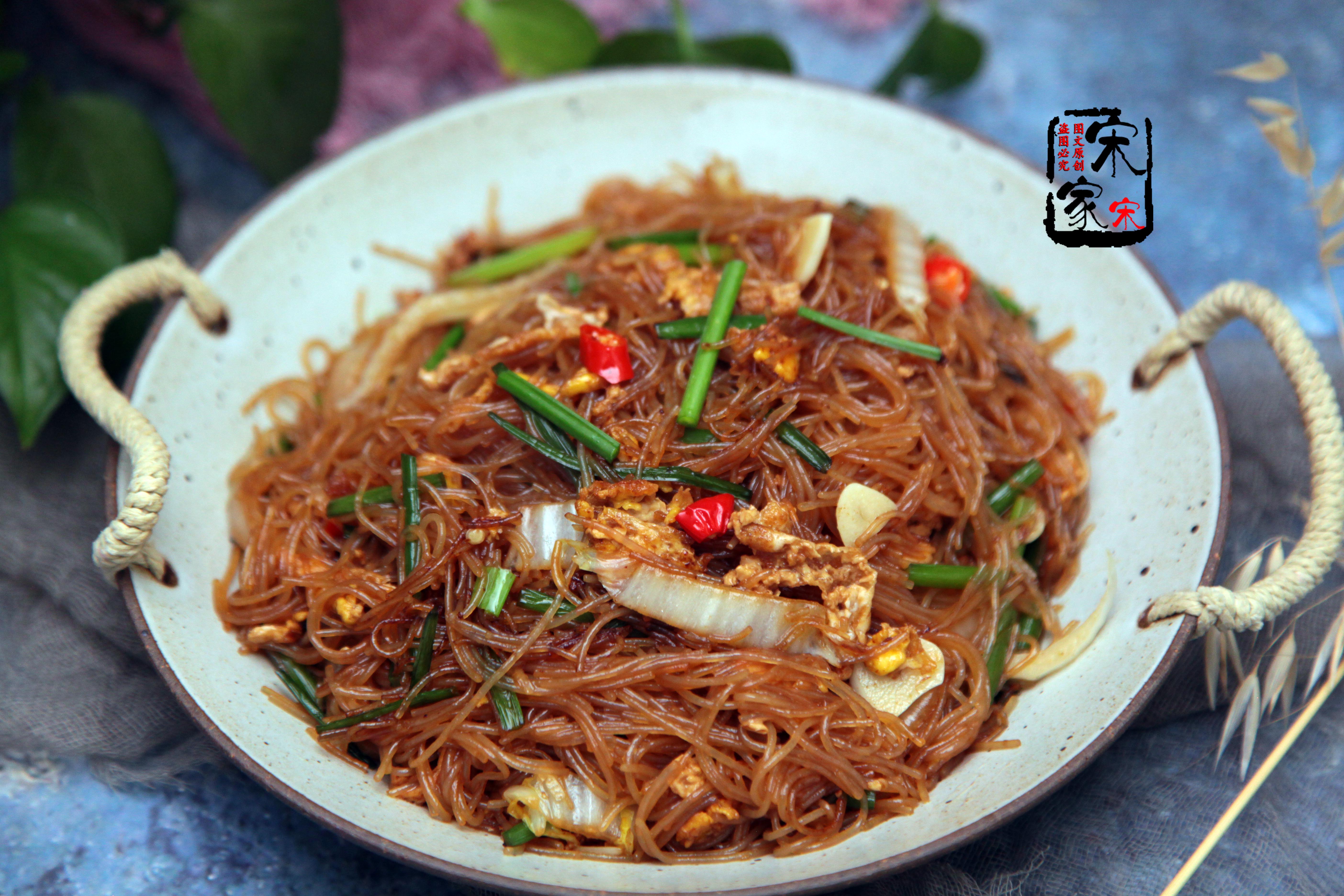 卖炒米粉要多少成本怎么选地方,一粉一城炒米粉加盟利润