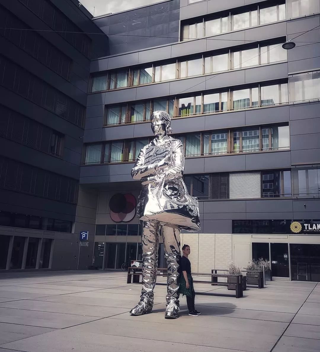 苏黎世是高奢吗,苏黎世很漂亮吗