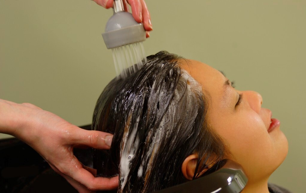 米诺地尔降压副作用,2%的米诺地尔治疗脱发有效吗