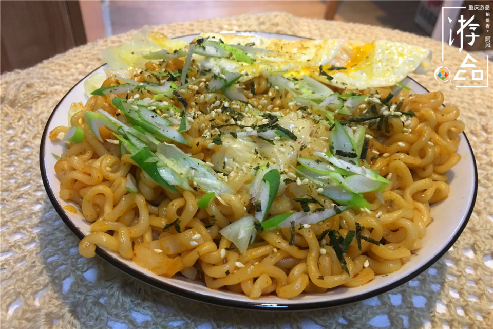 方便面碎渣的做法大全,碎了的方便面怎么弄好吃