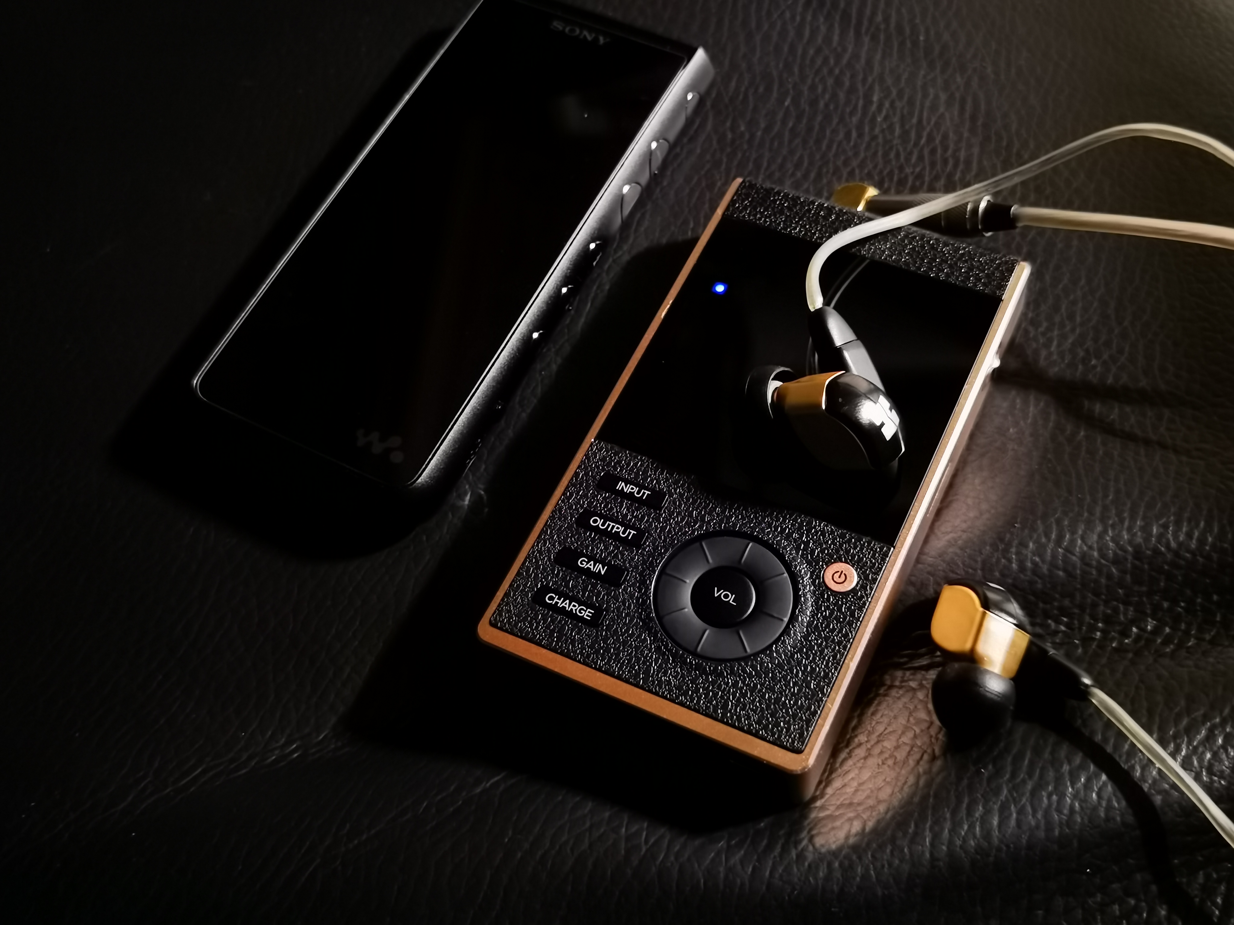 「全面评测」为什么说在HIFIMAN901R面前,索尼NW-ZX505是弟弟?